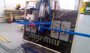 Vaclift lifting stone